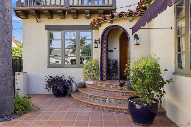 3111 Dumas, San Diego, CA 92106