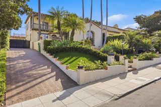 3111 Dumas, San Diego, CA 92106