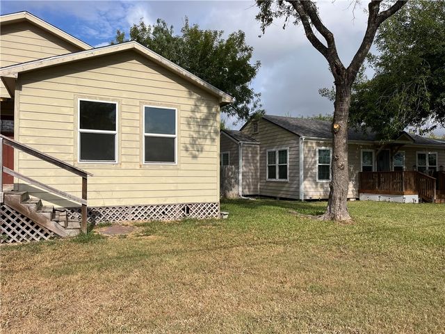 2525 Avenue B, Ingleside, TX 78362