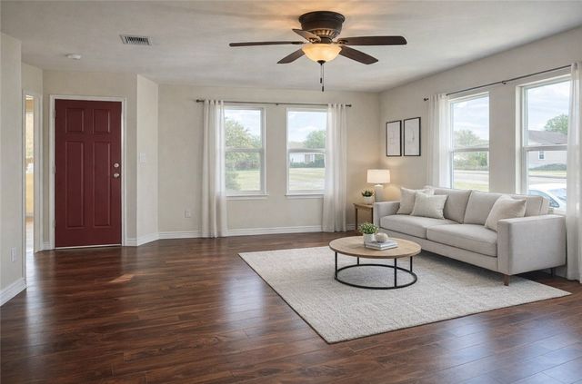 2525 Avenue B, Ingleside, TX 78362