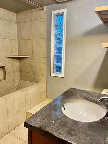 2525 Avenue B, Ingleside, TX 78362