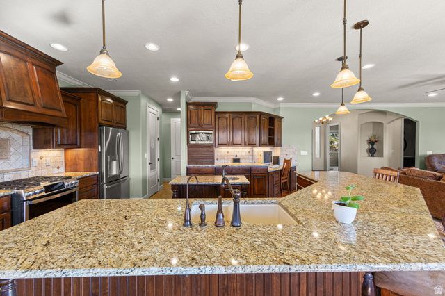 1383 N CANYON TRAILS DR, Dammeron Valley, UT 84783