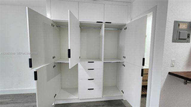 300 74th Street 14, Miami Beach, FL 33141