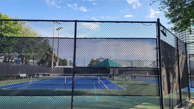 300 74th Street 14, Miami Beach, FL 33141