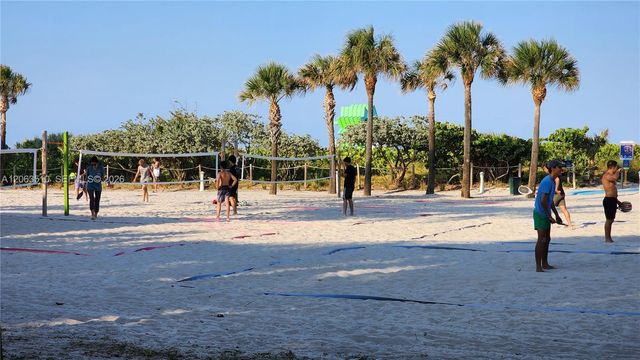 300 74th Street 14, Miami Beach, FL 33141