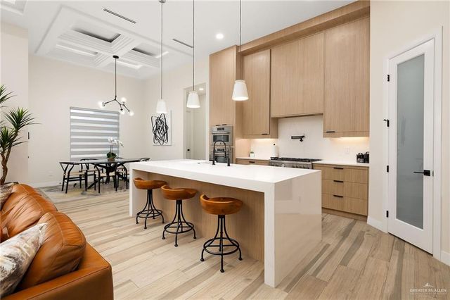 2812 Wisteria Avenue, Mcallen, TX 78504