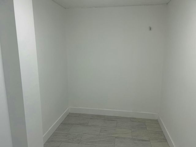 701 N Pine Island Road 304, Plantation, FL 33324