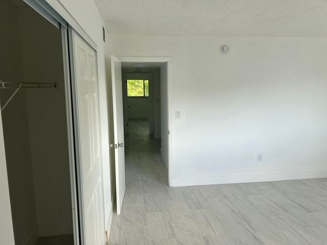 701 N Pine Island Road 304, Plantation, FL 33324