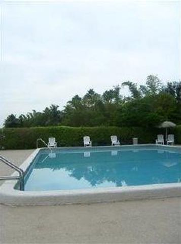 701 N Pine Island Road 304, Plantation, FL 33324