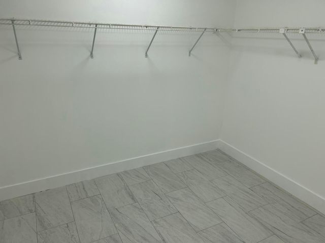 701 N Pine Island Road 304, Plantation, FL 33324