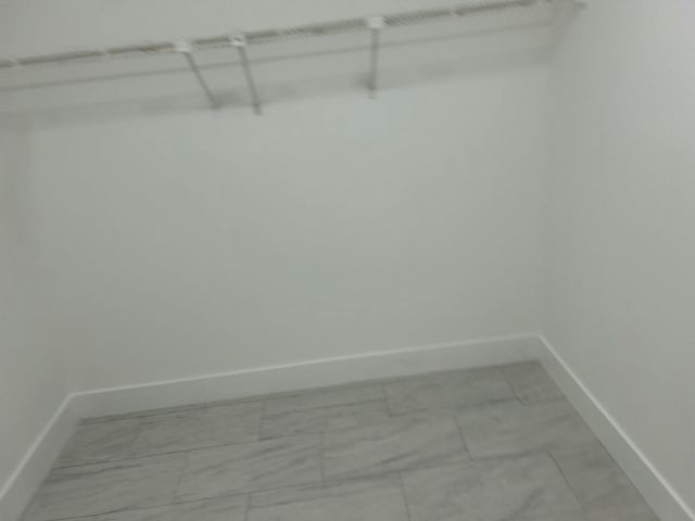 701 N Pine Island Road 304, Plantation, FL 33324
