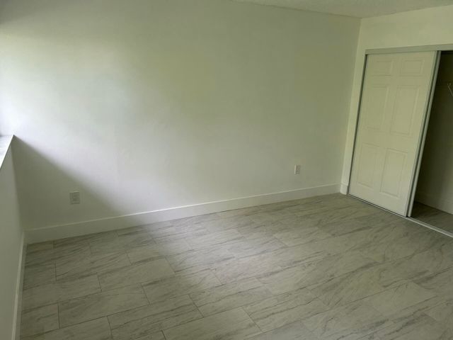 701 N Pine Island Road 304, Plantation, FL 33324