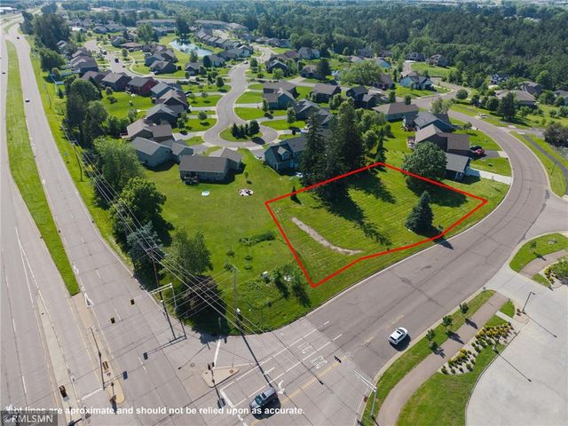 2364 St Andrews Drive, Altoona, WI 54720