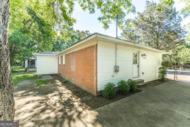 96 Ravenwood Way, Warner Robins, GA 31093