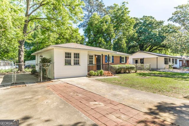 96 Ravenwood Way, Warner Robins, GA 31093