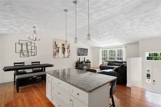 15 Birch Road, Cumberland, RI 02864