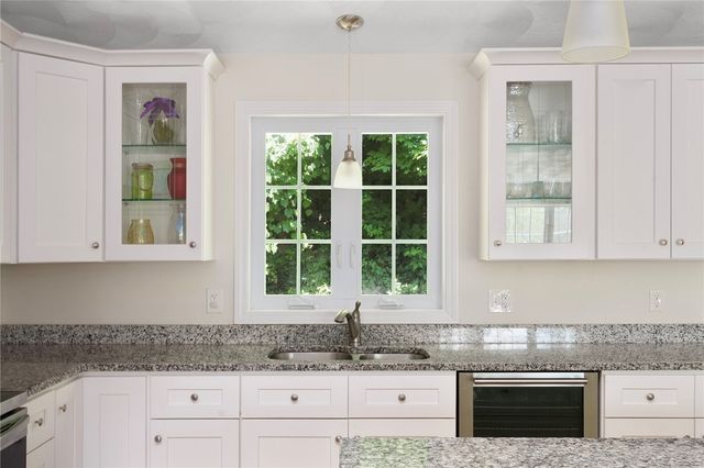 15 Birch Road, Cumberland, RI 02864