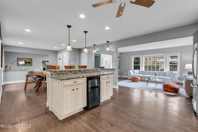 35 Norman Lane, Old Bridge, NJ 08857