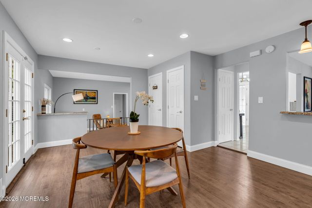 35 Norman Lane, Old Bridge, NJ 08857
