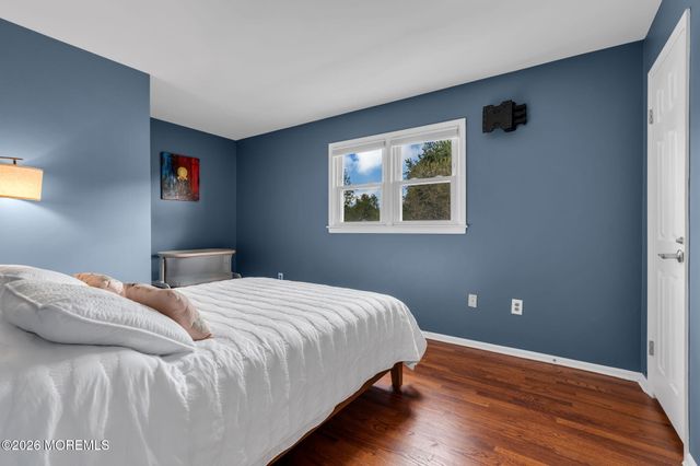 35 Norman Lane, Old Bridge, NJ 08857