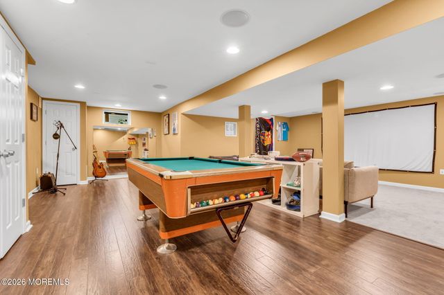 35 Norman Lane, Old Bridge, NJ 08857