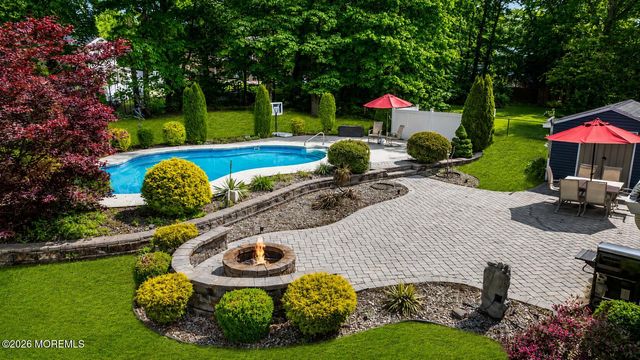 35 Norman Lane, Old Bridge, NJ 08857