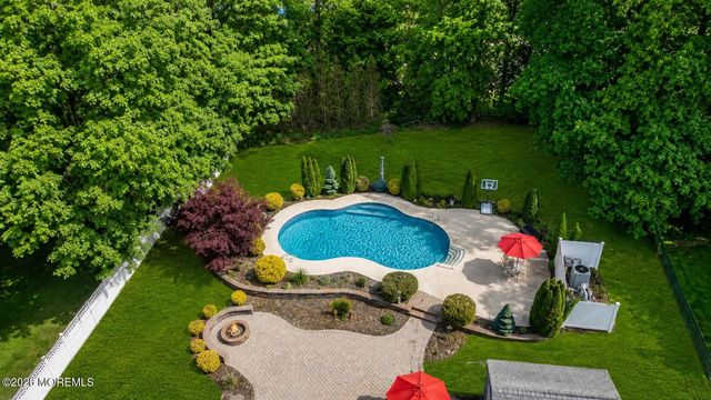 35 Norman Lane, Old Bridge, NJ 08857