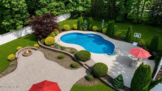 35 Norman Lane, Old Bridge, NJ 08857