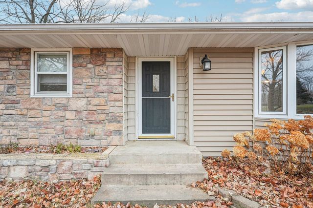 5450 270th Street, Wyoming, MN 55092