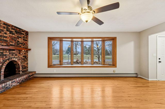 5450 270th Street, Wyoming, MN 55092