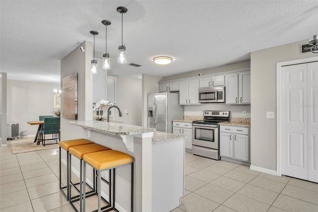1852 VALE DRIVE, Clermont, FL 34711
