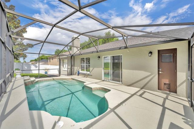 1852 VALE DRIVE, Clermont, FL 34711
