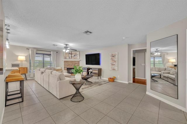 1852 VALE DRIVE, Clermont, FL 34711