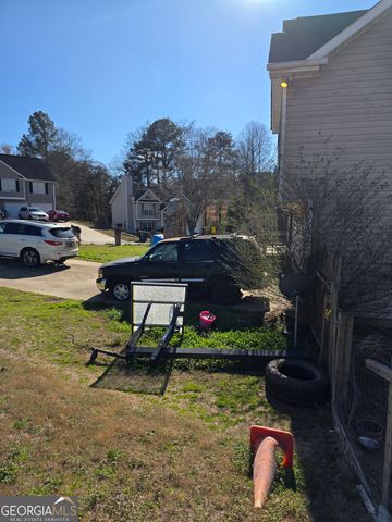 121 Bombay Lane, Grantville, GA 30220