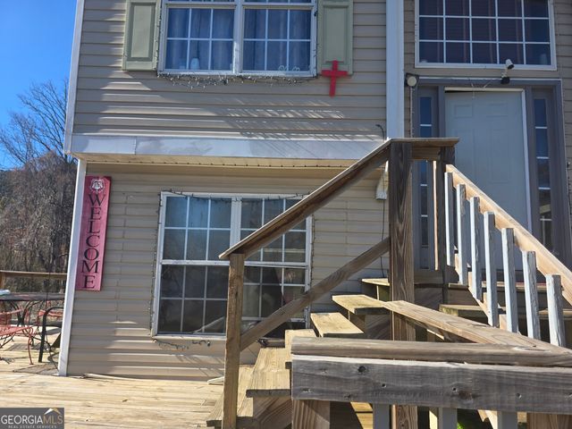 121 Bombay Lane, Grantville, GA 30220