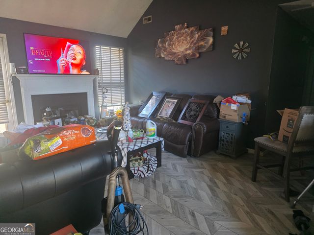 121 Bombay Lane, Grantville, GA 30220