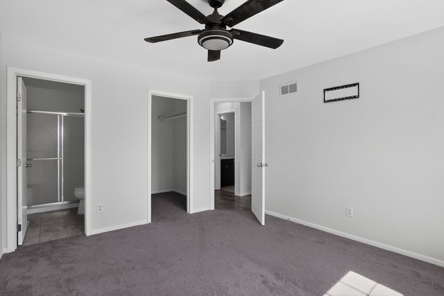 440 Newport Circle, Oswego, IL 60543