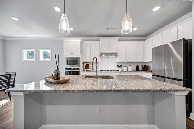 4506 Silver Oak Drive SW, Gainesville, GA 30504