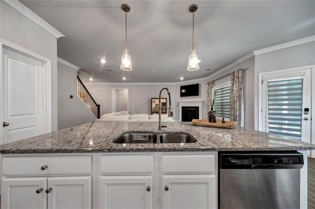 4506 Silver Oak Drive SW, Gainesville, GA 30504