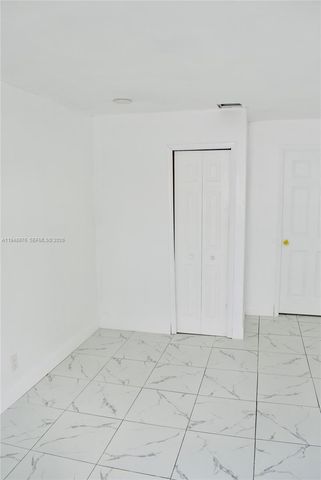 2280 SW 43rd Ave 2, Fort Lauderdale, FL 33317