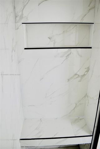 2280 SW 43rd Ave 2, Fort Lauderdale, FL 33317