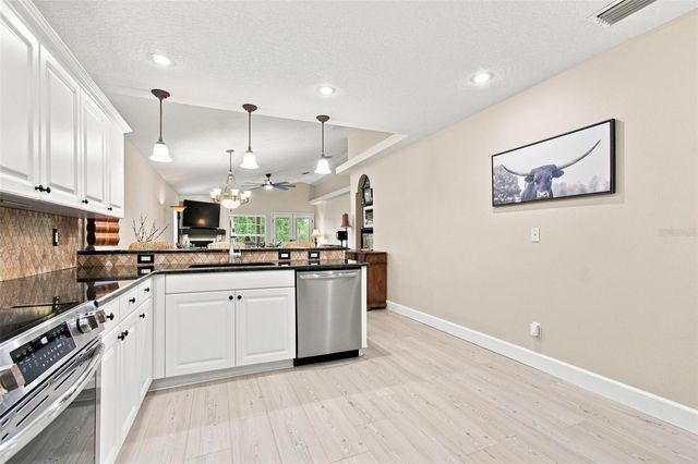786 59TH AVENUE NE, St Petersburg, FL 33703