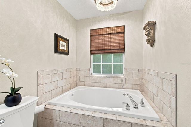 786 59TH AVENUE NE, St Petersburg, FL 33703