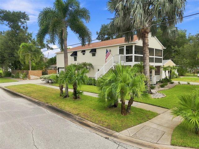 786 59TH AVENUE NE, St Petersburg, FL 33703