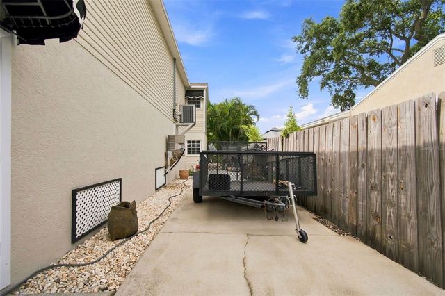 786 59TH AVENUE NE, St Petersburg, FL 33703