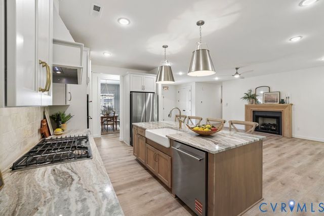 6212 Strongbow Dr, Chesterfield, VA 23120