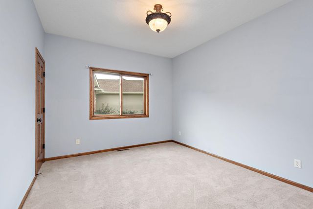 1986 Laquey Avenue NE, Saint Michael, MN 55376