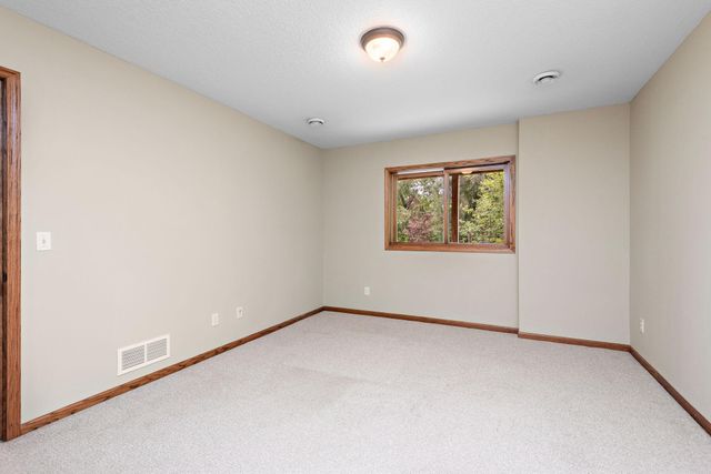 1986 Laquey Avenue NE, Saint Michael, MN 55376