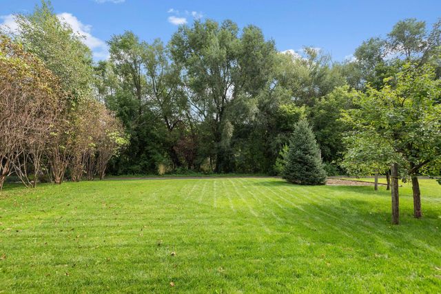 1986 Laquey Avenue NE, Saint Michael, MN 55376