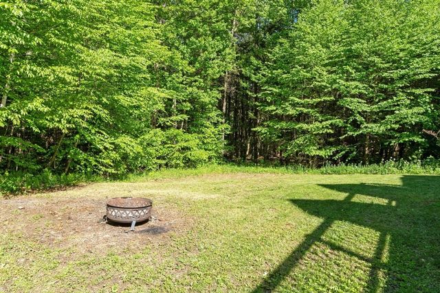 1132 Doe Valley Rd, Athol, MA 01331